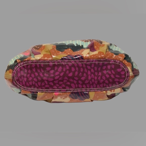 FOSSIL Key-Per Large Shoulder Bag with Matching Wallet in Coated Canvas - Picture 4 of 14